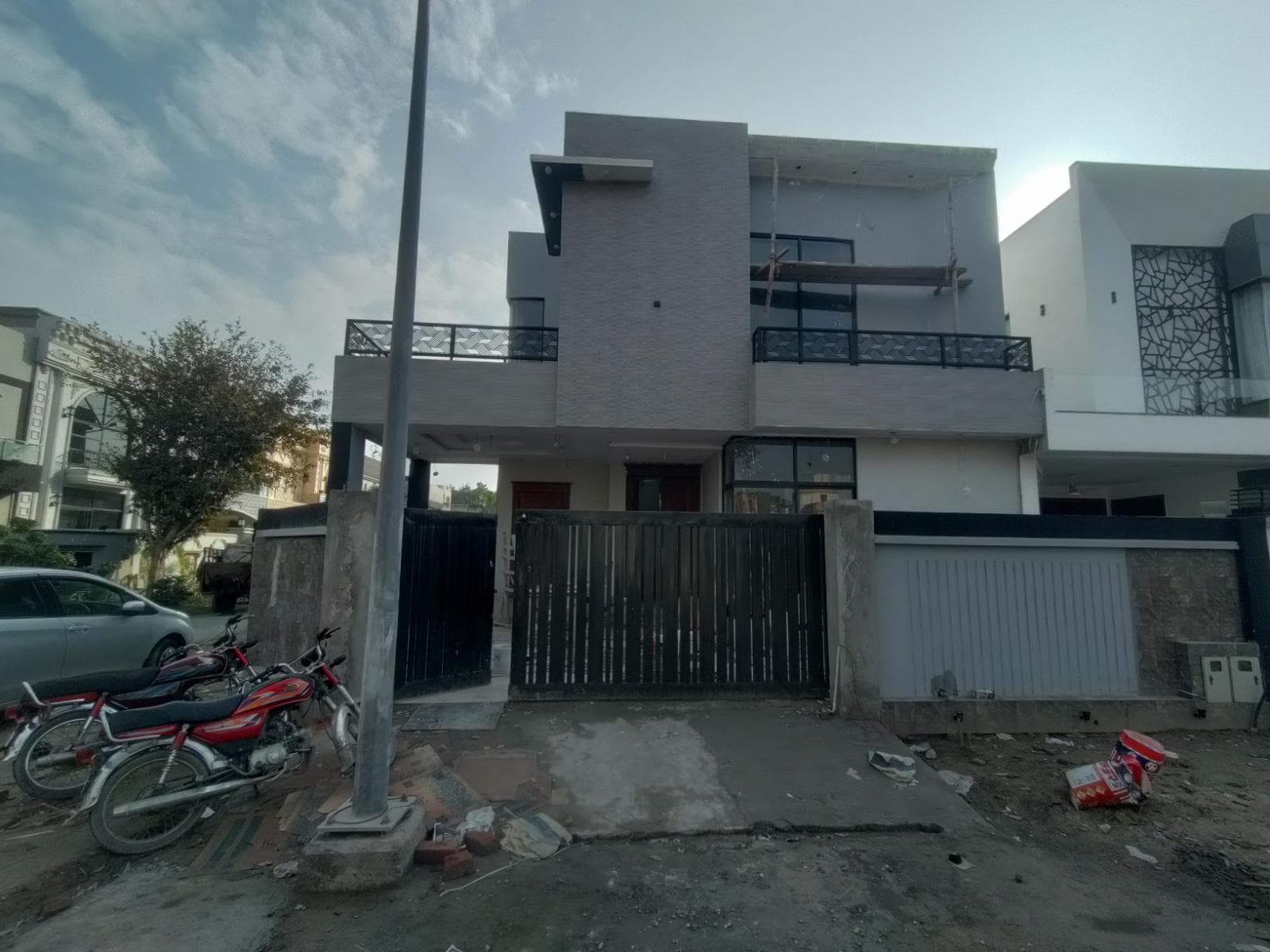 10 Marla Brand New House for sale in DHA, Lahore | TL-1587 Slide 1