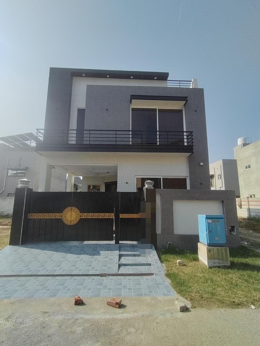 5 Marla Brand New House for sale in DHA, Lahore | TL-1601 Slide 1