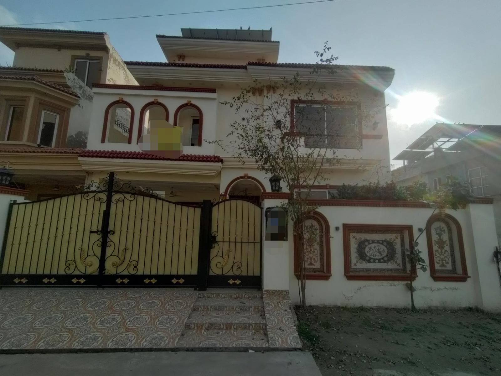 10 Marla Brand New House for sale in Bankers Town , Lahore | TL-1687 Slide 1