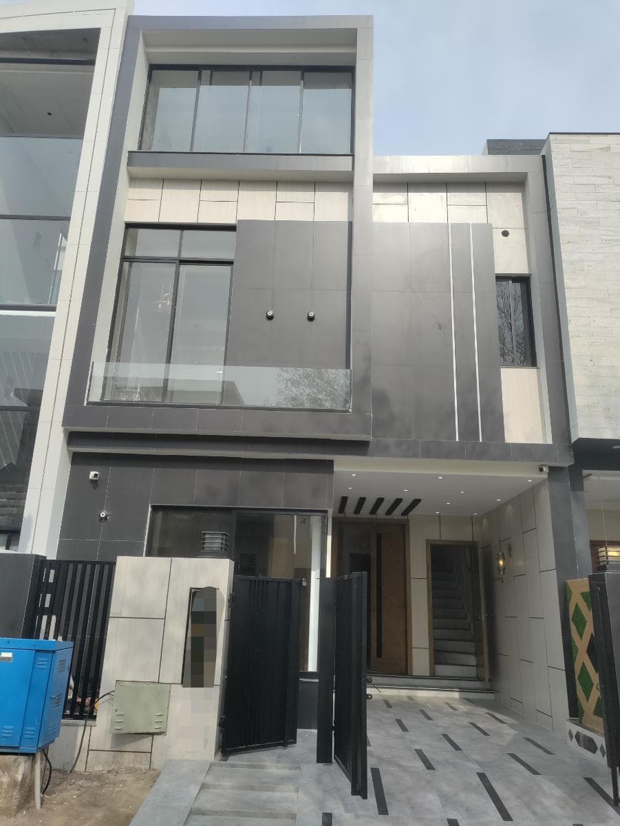 5 Marla Brand New House for sale in Lake City, Lahore | TL-1701 Slide 1