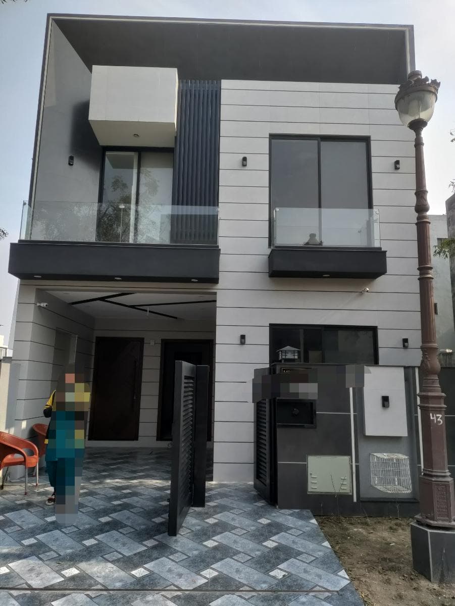 5 Marla Brand New House for sale in Lake City, Lahore | TL-1712 Slide 1