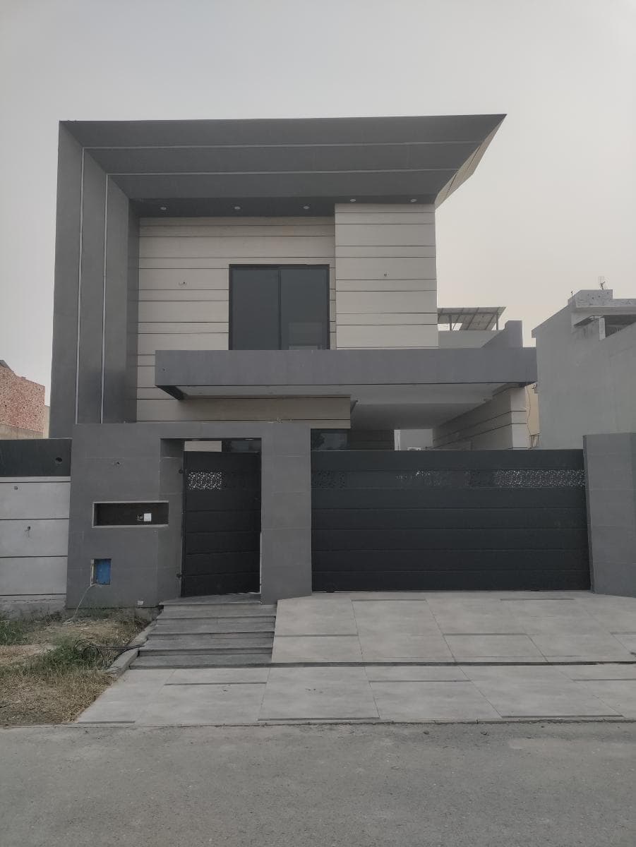 12 Marla Brand New House for sale in Lake City, Lahore | TL-1727 Slide 1
