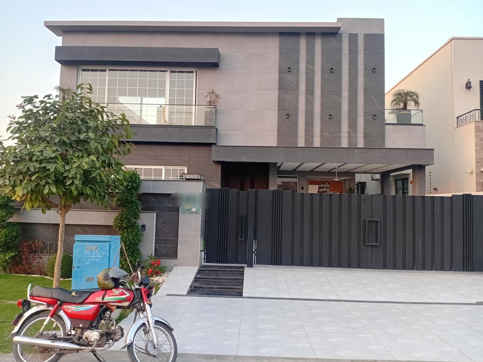 20 Marla Brand New House for sale in DHA, Lahore | TL-1906 Slide 1