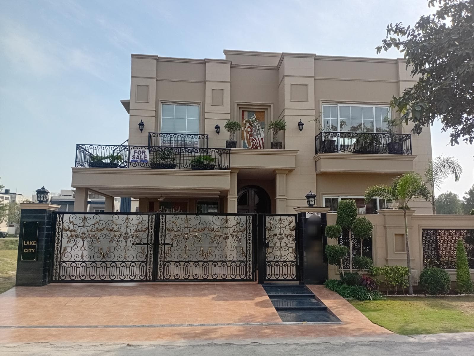 20 Marla Brand New House for sale in Lake City, Lahore | TL-2404 Slide 1