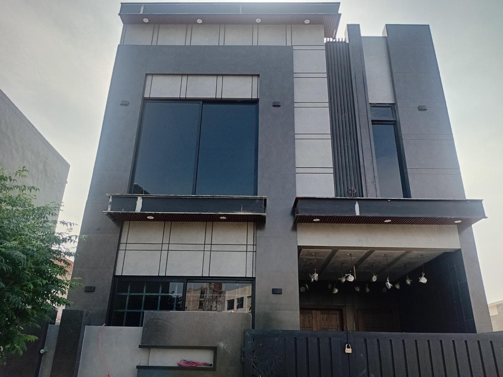 5 Marla Brand New House for sale in Lake City, Lahore | TL-2243 Slide 1