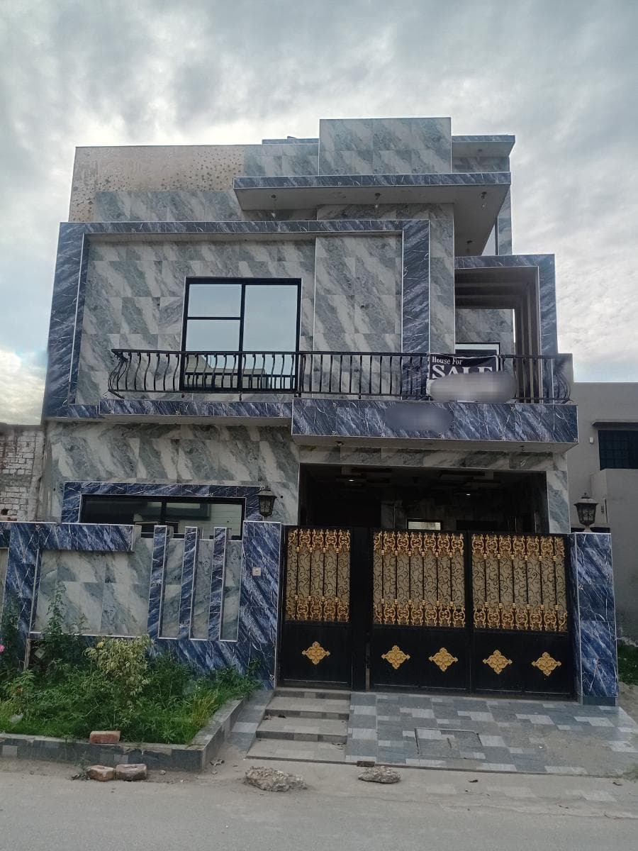5 Marla Used House for sale in Al-Kabir Town, Lahore | TL-2419 Slide 1