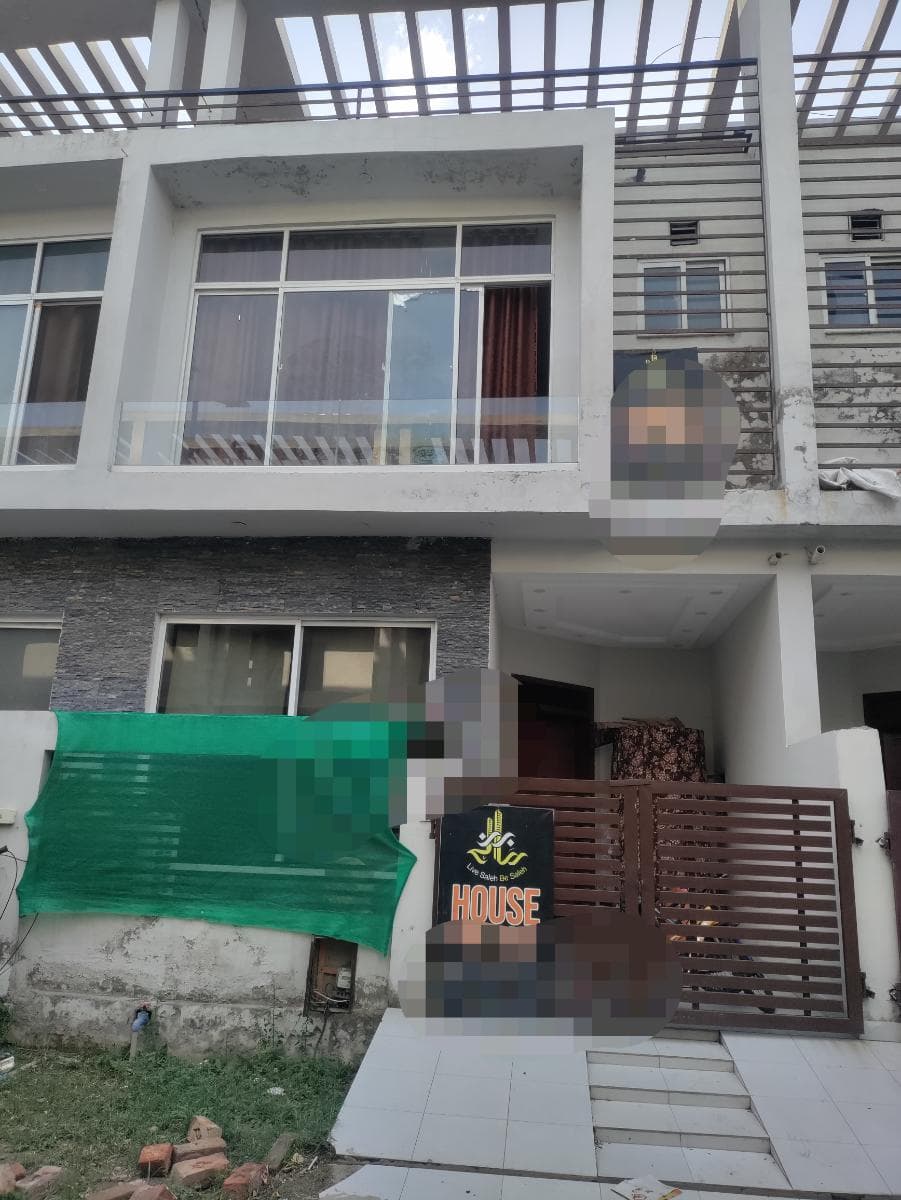 3 Marla Used House for sale in Al-Kabir Town, Lahore | TL-2299 Slide 1