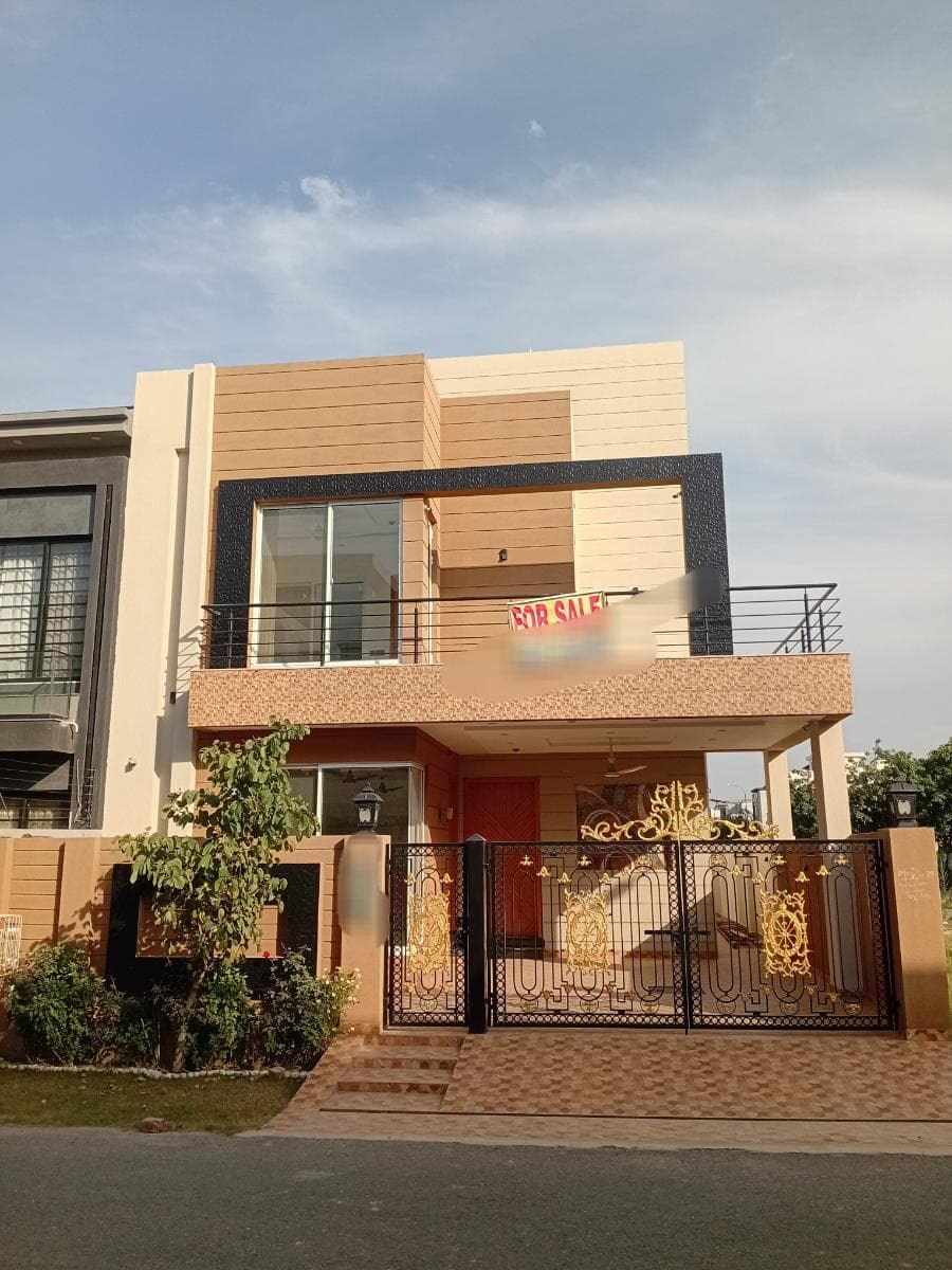 8 Marla Brand New House for sale in DHA, Lahore | TL-2559 Slide 1